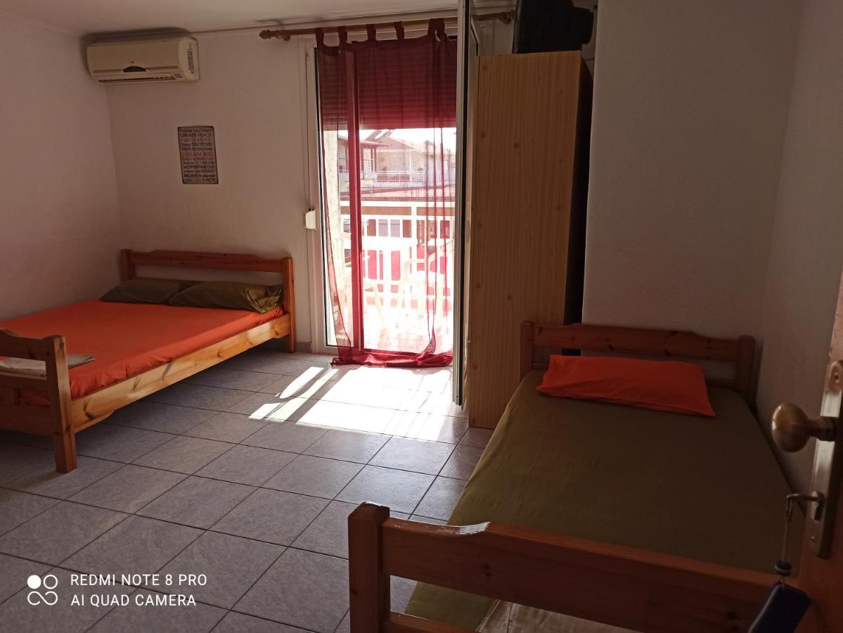 Aparthotel Savvas à Olympiakí Aktí Extérieur photo
